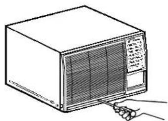 GE ADQ12AA - ⑥ INSTALE UN SOPORTE DE CIERRE Y LA JUNTA DE ESPUMA SUPERIOR DE LA VENTANA - 8