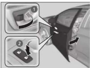 Honda Clarity Fuel Cell (2017) - Locking a Door Without Using a Key - 1