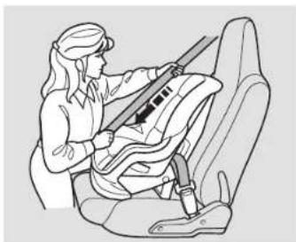 Honda Insight (2003) - Child Seat Installation - 2
