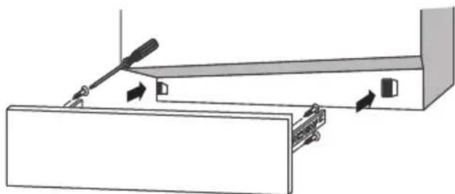 Eurom EDD60S - Prepare a kick plate as shown. - 3