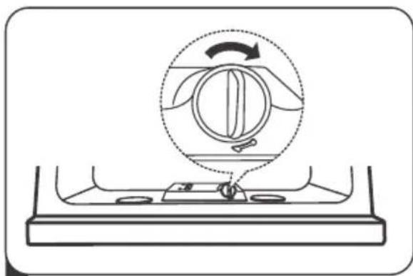 Eurom EDD60S - Filling the Rinse Aid Dispenser - 3