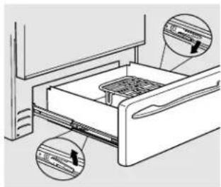 GE JBS27ACAA - Warming Drawer Rack (on some models) - 1