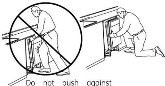 GE GSD1300NWW - IMPORTANT – Do not push against the front panel with knees. Damage will occur. - 1