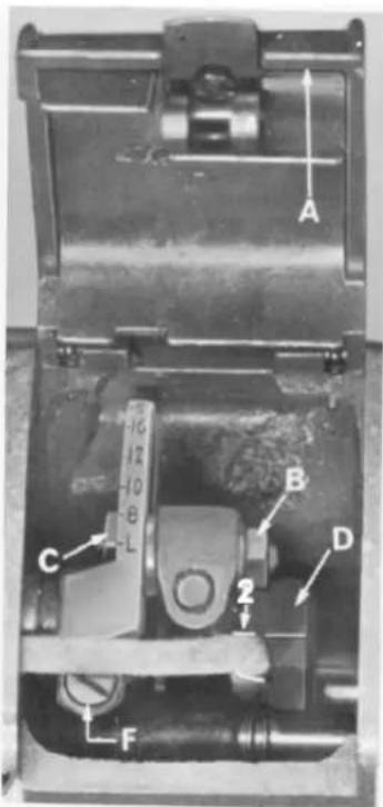 Union Special 63900AAE - TIMING THE NEEDLE FEED WITH THE CONTINUOUS TURNING ROLLER FEED - 1