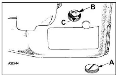Union Special 35800BWDRG - SETTING REAR NEEDLE GUARD - 3