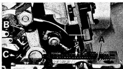 Union Special 39500JG - ASSEMBLING AND ADJUSTING SEWING PARTS - 1