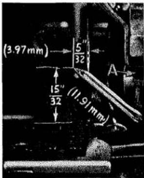 Union Special 39500RN - SETTING THE LOWER KNIFE - 1