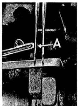 Union Special 39500RG - SETTING THE FRONT NEEDLE GUARD - 1