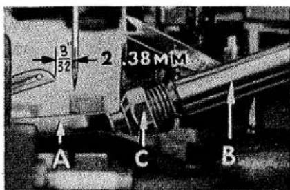 Union Special 39500QG - SETTING THE REAR NEEDLE GUARD - 1