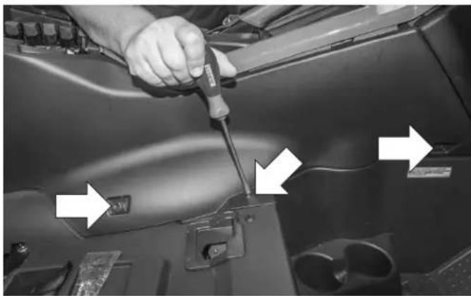 Rockford Fosgate RFYXZ-RSW16 - Step 3 - Center Console Removal - 5