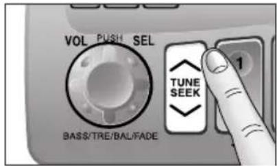 PANASONIC CQ-5200U - Selecting a Band - 2