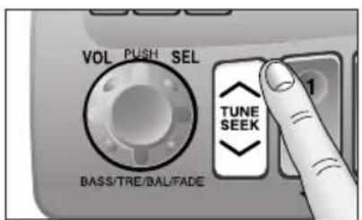 PANASONIC CQ-5200U - Track Selection - 1