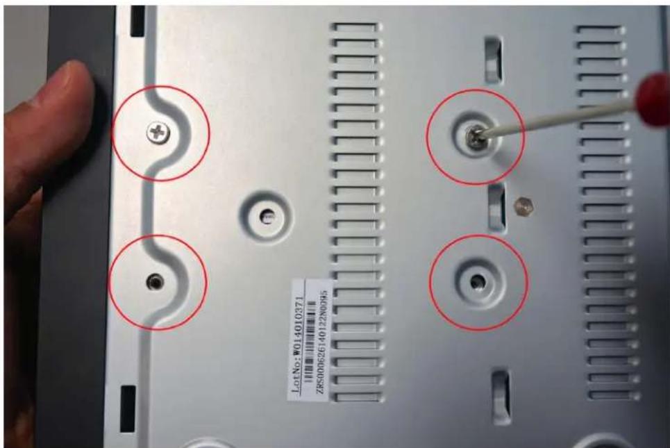 Zmodo ZP-KE1H04-S - HDD Installation - 4