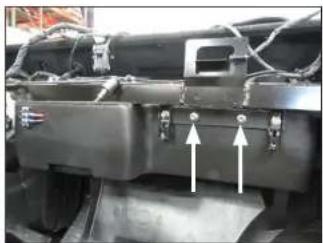 JL Audio Stealthbox SB-POL-GNRL/10TW3 - STEP 35 - 1