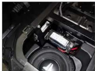 JL Audio Stealthbox SB-POL-RETX/10TW3 - CONNECTIONS - 7