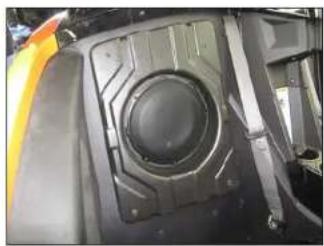 JL Audio Stealthbox SB-POL-SLINGSUBP/10W3v3-2 - STEP 13 - 1