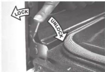 FRIGIDAIRE FEF369HS - Cleaning Precautions for the Ceramic Glass Cooktop - 3