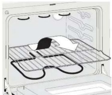 FRIGIDAIRE FED300EB - Removing and Replacing Oven Racks - 1