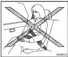 INFINITI QX55 (2014) - PRECAUTIONSONSEATBELTUSAGE - 3