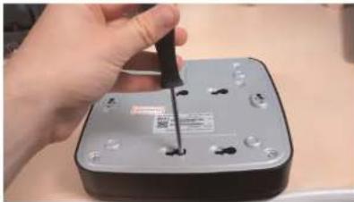 FLIR DN1142E44 - To install the hard drive: - 5