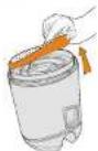 VAX Energise Vibe C85-E2-Be - Cleaning the pre-motor filter - 2
