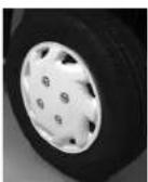GEM eM1400 LSV (2013) - Wheel Nut Torque - 4