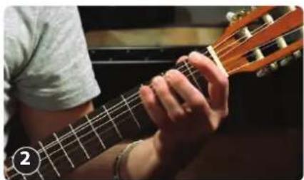 Pyle PGACLS83BLU - How to tune a guitar (for first time user) - 2