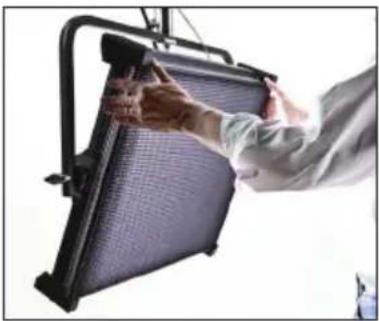 Kino Flo Celeb 401Q LED - Inserting Gel Frame and Louver - 3