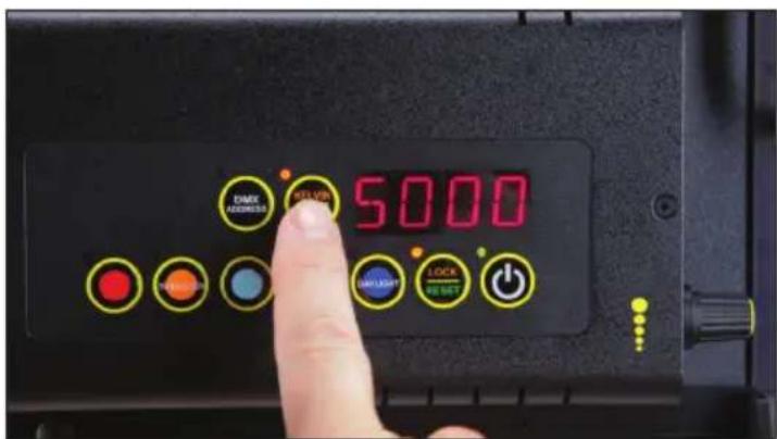 Kino Flo Celeb 401Q LED - Lock Mode - 3