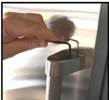 BlueStar BIFP18L0 - Step 14 — Attach Door Handle - 3