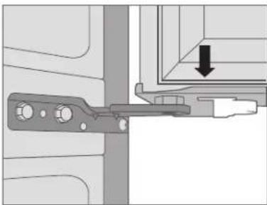 WINIA WRBHD31ATE - Reinstalling the Right Refrigerator Door - 1