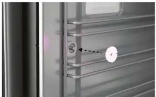 Fisher & Paykel OS60SDLX1 - Refitting the side racks - 2