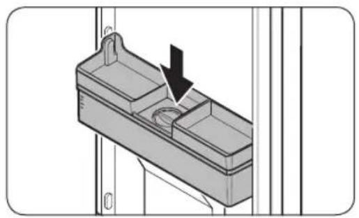 SAMSUNG RB34A7B4FAP - 若要調整右側高度: - 4