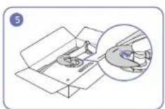 SAMSUNG C27FG73FQW - Assembling the Stand base (C\*FG70\* model only) - 5