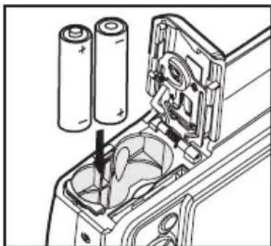 MINOX DC 7011 - Installing the Batteries - 1
