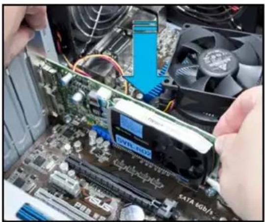 ASUS ESC500 - 安裝一張擴充卡 - 3