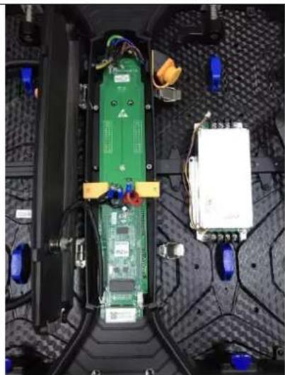 Hikvision DS-D4429RO-CB - Remove the power supply - 5