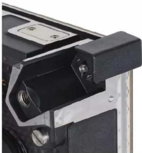 Adj EVS3 - INTEGRATED CORNER PROTECTORS - 3