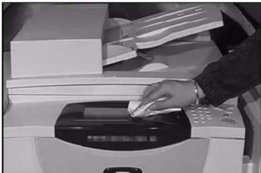 XEROX WorkCentre Pro 65 - Touch Screen ➢ Use a soft, lint- - 1