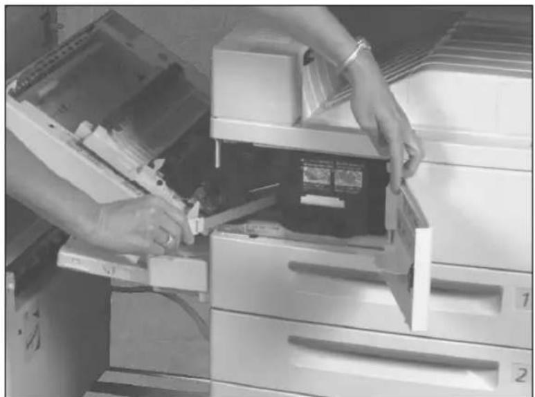 XEROX Document Centre 426 ST - Inserting the new Copy/Print Cartridge - 2