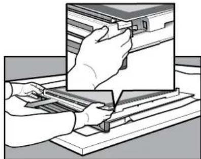 ELECTROLUX EVE614SD - Removing the oven door top trim - 1