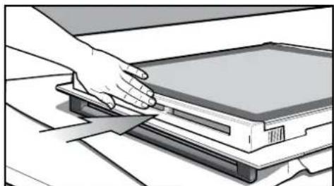 ELECTROLUX EVE614SD - Replacing the top door trim - 2
