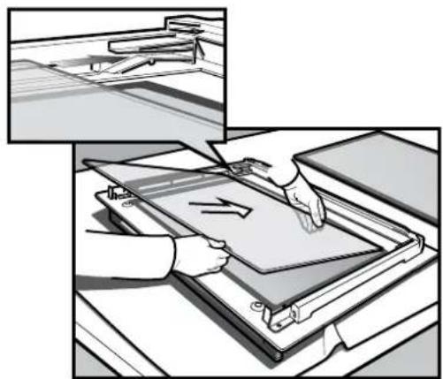 ELECTROLUX EVE614SD - Replacing the door glass panels - 1