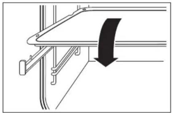 AEG BY9014000M - Telescopic runners - Inserting the Oven Accessories - 1