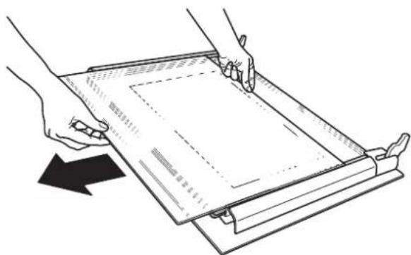ELECTROLUX EKC6707 - Cleaning The Oven Door - 7