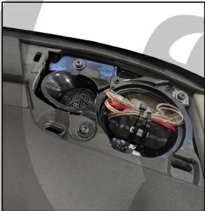 PHOENIX GOLD ZTSV65 - Screw speaker bracket in place - 1