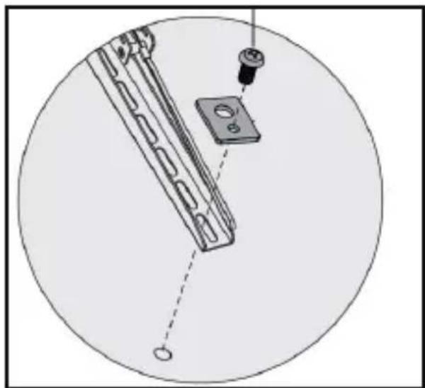 StarTech.com FPWTLTB1 - Attaching the Vertical Brackets (Flush Mounting) - 1