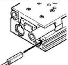 Festo DGST-10-100-Y12A - Mounting the proximity switches - 1