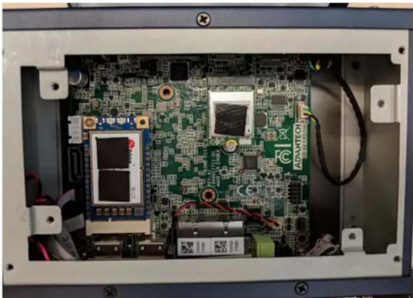 Advantech EPC-U2117E3W-03Y10 - HDD Installation/ 安装 HDD - 2