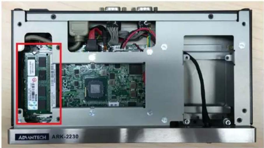 Advantech ARK-2230L-U0A2E - Memory Installation - 2